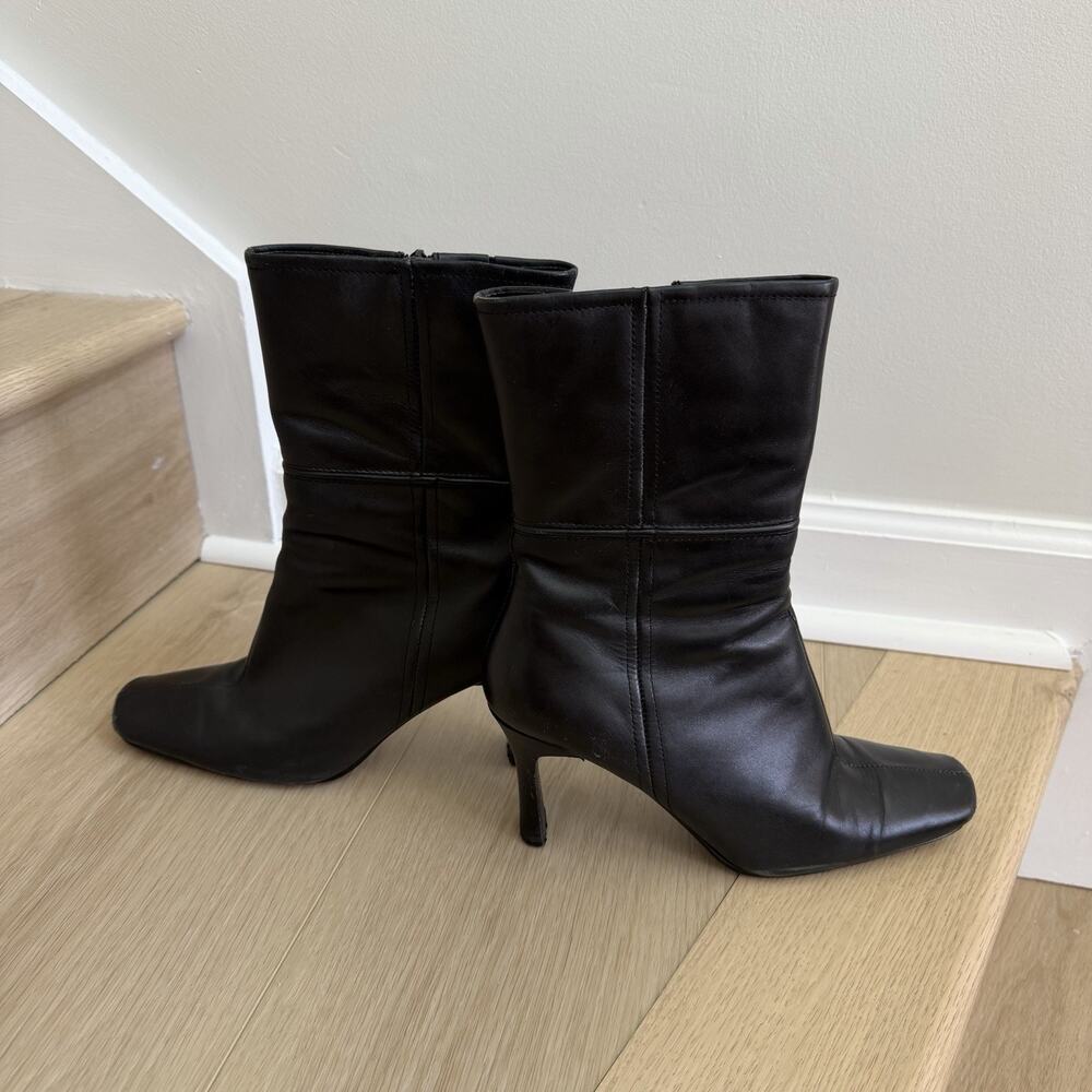 Vintage Laura Ashley Black Leather Heeled Square Toe Boots Women’s Size 7.5